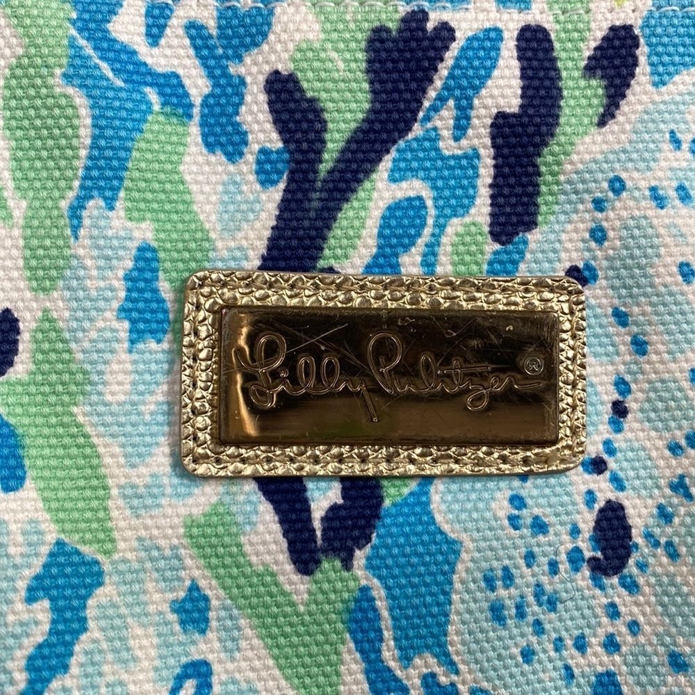 Lilly Pulitzer White Spa Blue Canvas Island Tote Beach Bag - Picture 5 of 16